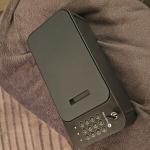 Motorola BOLT  Smart Safe - Small